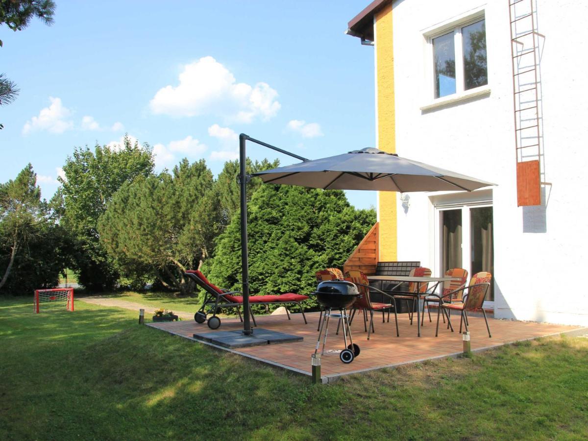 Nossentiner Huette Ferienwohnung Am Alten Gutshaus מראה חיצוני תמונה